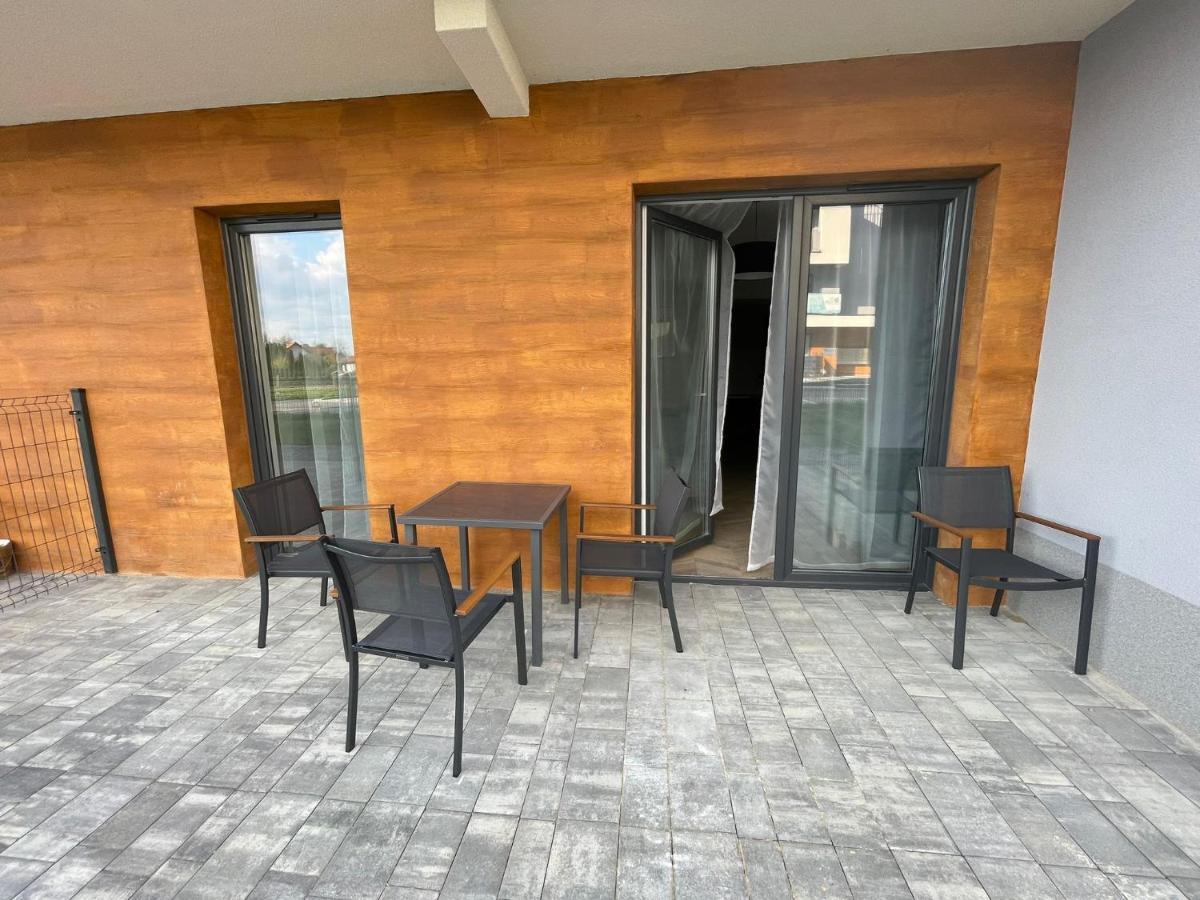 Apartament Roza 1 Zator - 2 Km Od Energylandii Kültér fotó